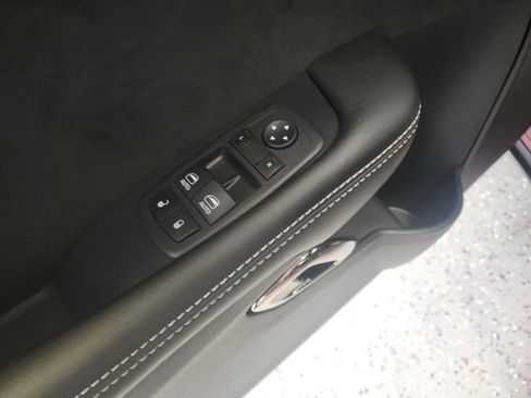 Used 2023 Dodge Challenger SRT Hellcat RWD image 10