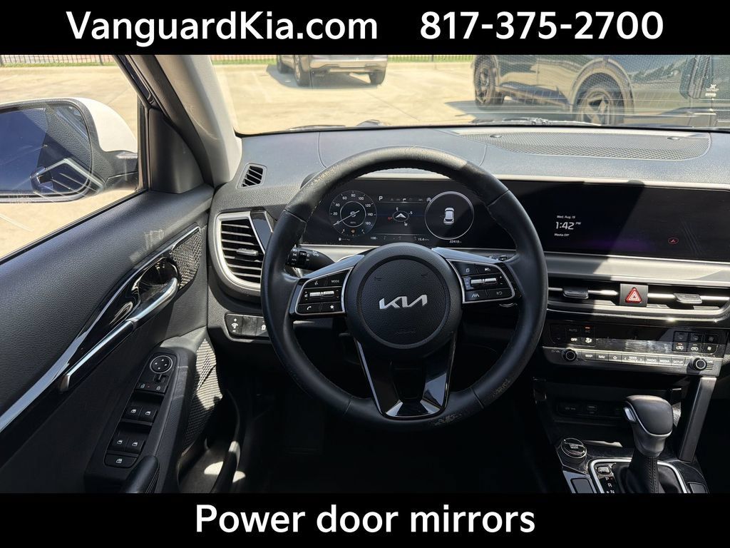 Certified 2024 Kia Seltos S FWD image 13