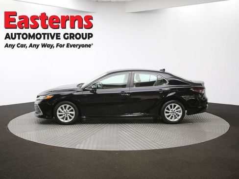 Used 2023 Toyota Camry LE image 57