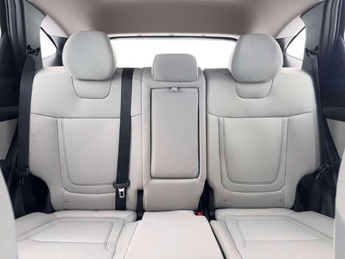 New 2026 Hyundai Tucson SE image 17