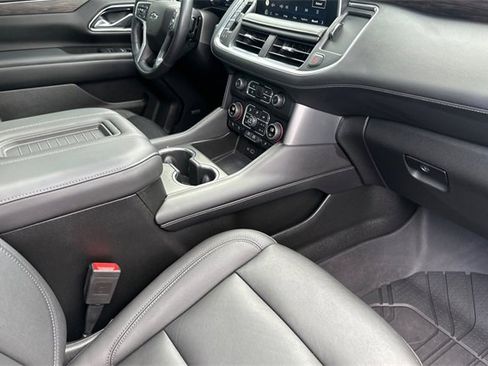 Used 2022 Chevrolet Tahoe Z71 w/ Z71 Off-Road Package image 20