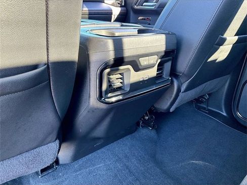Used 2022 GMC Sierra 1500 AT4 image 24