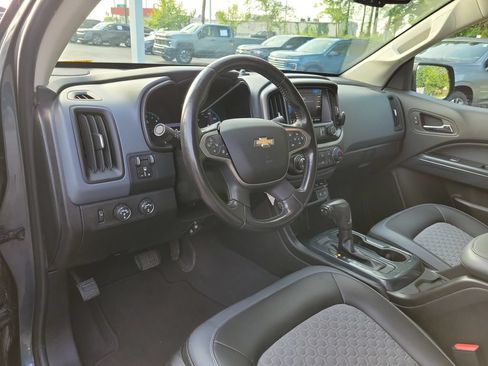 Used 2020 Chevrolet Colorado Z71 AWD/4WD image 21