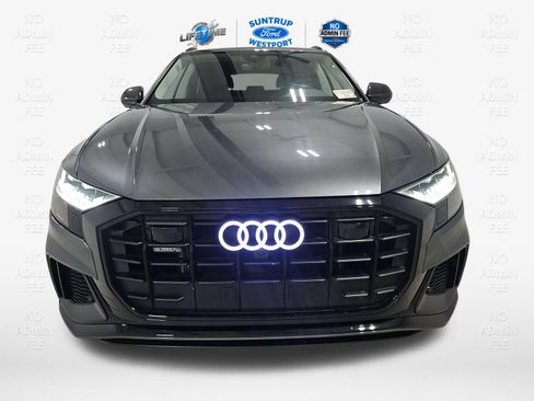 Used 2023 Audi Q8 Premium Plus w/ Premium Plus Package AWD/4WD image 2