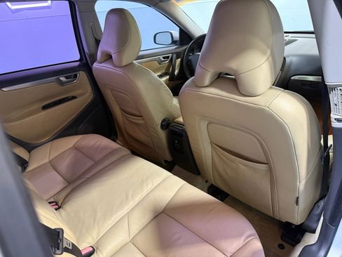 Used 2005 Volvo V70 R image 33