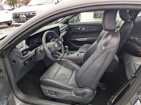 Used 2024 Ford Mustang Premium image 18