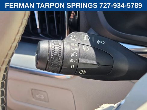 Certified 2023 Volvo XC60 B5 Core AWD/4WD image 34