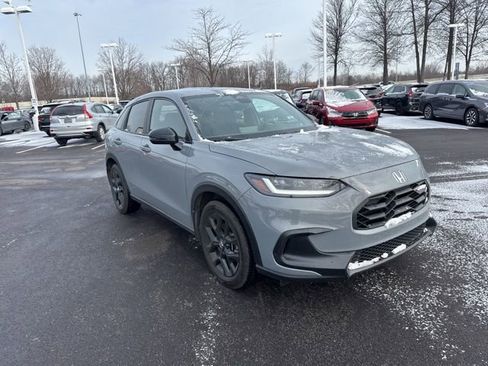 Certified 2025 Honda HR-V Sport image 5