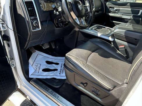 Used 2016 RAM 1500 Limited AWD/4WD image 10