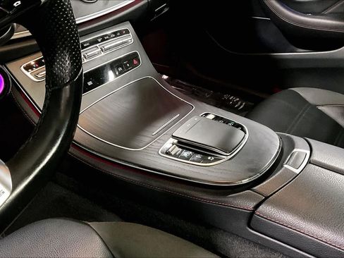 Used 2022 Mercedes-Benz E 53 AMG 4MATIC Sedan image 17