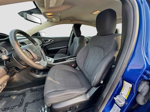 Used 2015 Chrysler 200 Limited w/ Convenience Group FWD image 19