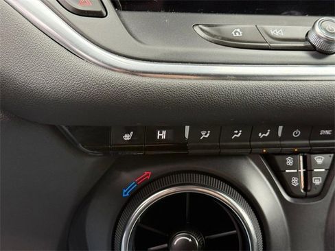 Used 2024 Chevrolet Blazer LT w/ Convenience Package image 22