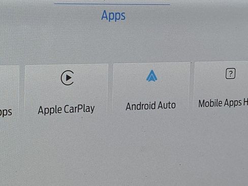 Used 2021 Ford F150 Lariat w/ Equipment Group 501A Mid image 4