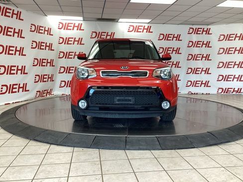 Used 2016 Kia Soul + w/ Audio Package FWD image 2