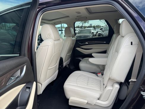 Used 2024 Buick Enclave Avenir w/ Avenir Technology Package image 17