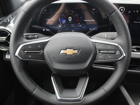 New 2026 Chevrolet Equinox LT FWD image 12