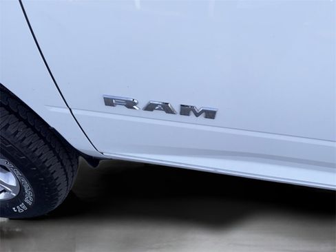 New 2026 RAM 2500 Big Horn image 8