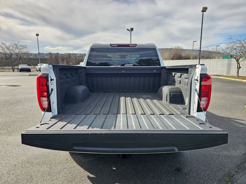 Used 2024 GMC Sierra 1500 Elevation w/ LPO, Elevation Black Package image 60