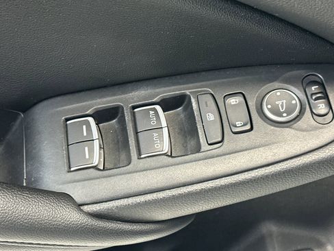 Used 2021 Honda Accord Hybrid image 14