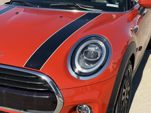 Used 2021 MINI Cooper Cooper w/ 6.5" Touchscreen Package image 10