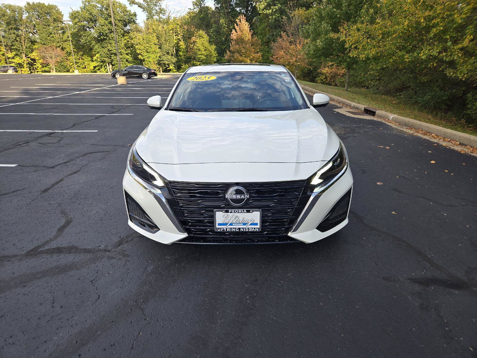 Certified 2025 Nissan Altima 2.5 SL FWD image 7