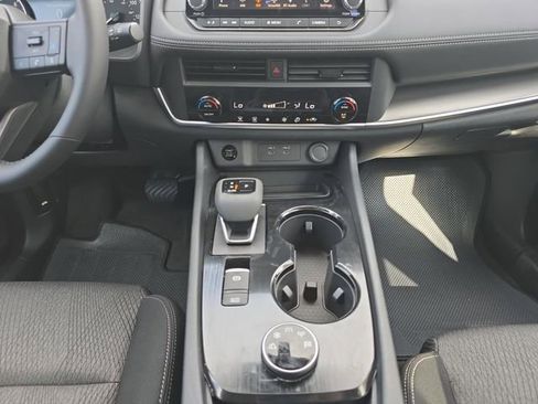New 2026 Nissan Rogue SV AWD/4WD image 3