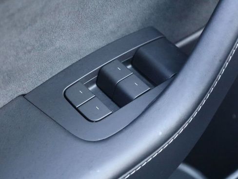 Used 2022 Tesla Model 3 Long Range image 30