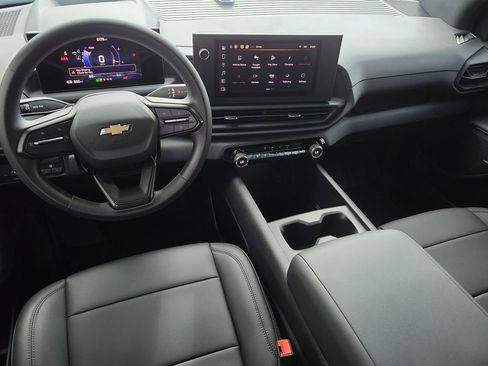 Used 2024 Chevrolet Silverado EV W/T image 19