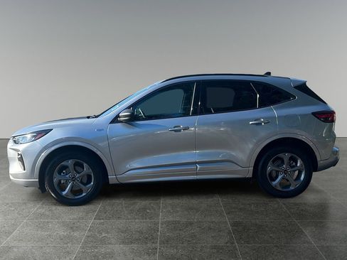 Used 2023 Ford Escape ST-Line w/ Tech Pack #1 image 4