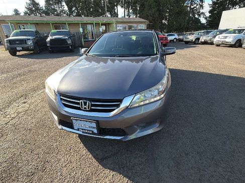Used 2015 Honda Accord Touring image 7