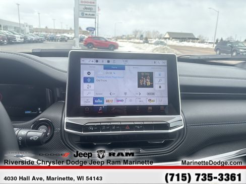 New 2026 Jeep Compass Limited w/ Sun, Sound & Navigation Group AWD/4WD image 17