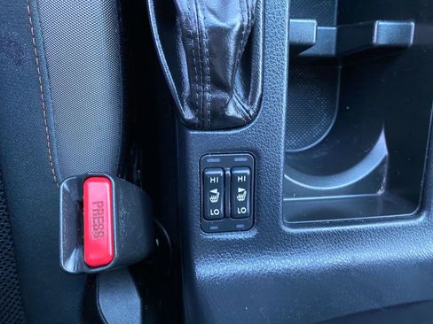 Used 2017 Subaru Crosstrek 2.0i Premium w/ Popular Package #2 image 21