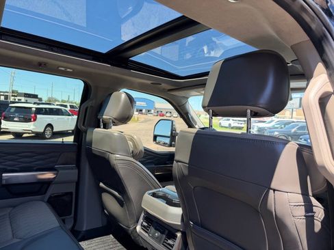 Used 2025 Ford F350 Platinum w/ Platinum Plus Package AWD/4WD image 57