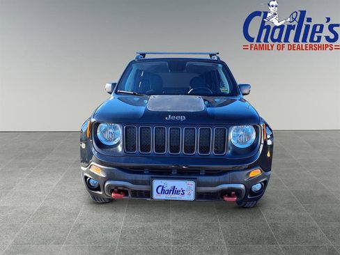 Used 2019 Jeep Renegade Trailhawk image 2