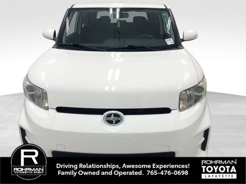 Used 2012 Scion xB FWD image 10