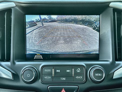 Certified 2018 GMC Terrain SLE w/ Driver Convenience Package image 15