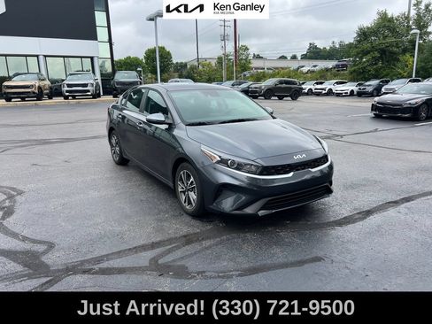 Certified 2024 Kia Forte LXS w/ LXS Technology Package FWD image 3