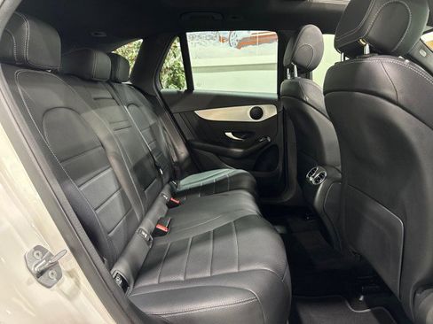 Used 2020 Mercedes-Benz GLC 300 4MATIC image 52