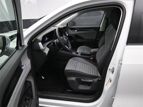 New 2026 Volkswagen Tiguan S image 9