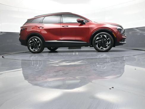 Certified 2025 Kia Sportage SX FWD image 30
