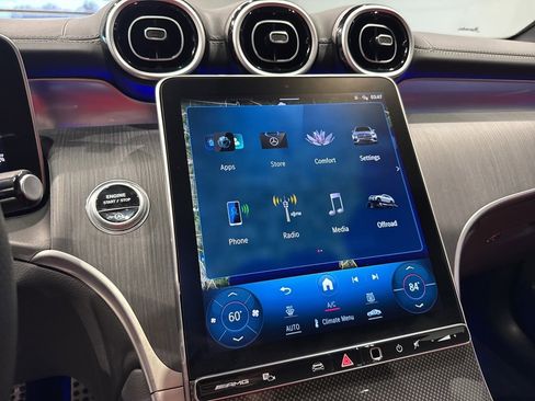 Used 2024 Mercedes-Benz GLC 43 AMG 4MATIC image 21