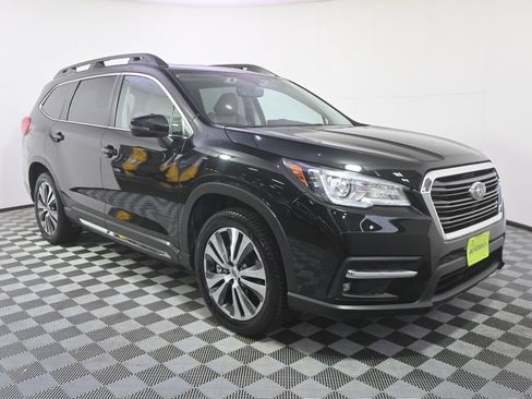 Used 2022 Subaru Ascent Limited w/ Technology Package AWD/4WD image 8