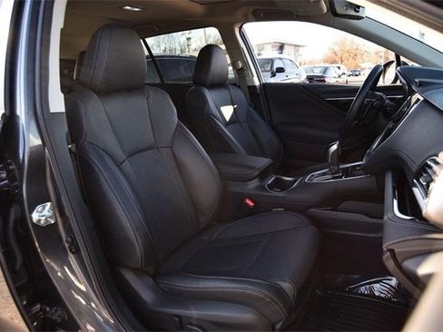 Used 2024 Subaru Outback Limited image 22