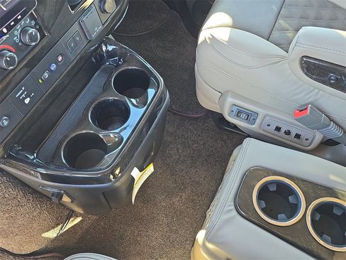 New 2025 GMC Savana 2500 Explorer Conversion Van w/ Driver Convenience Package image 23