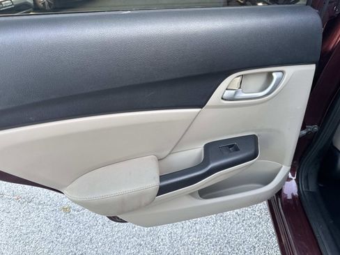 Used 2014 Honda Civic LX image 9