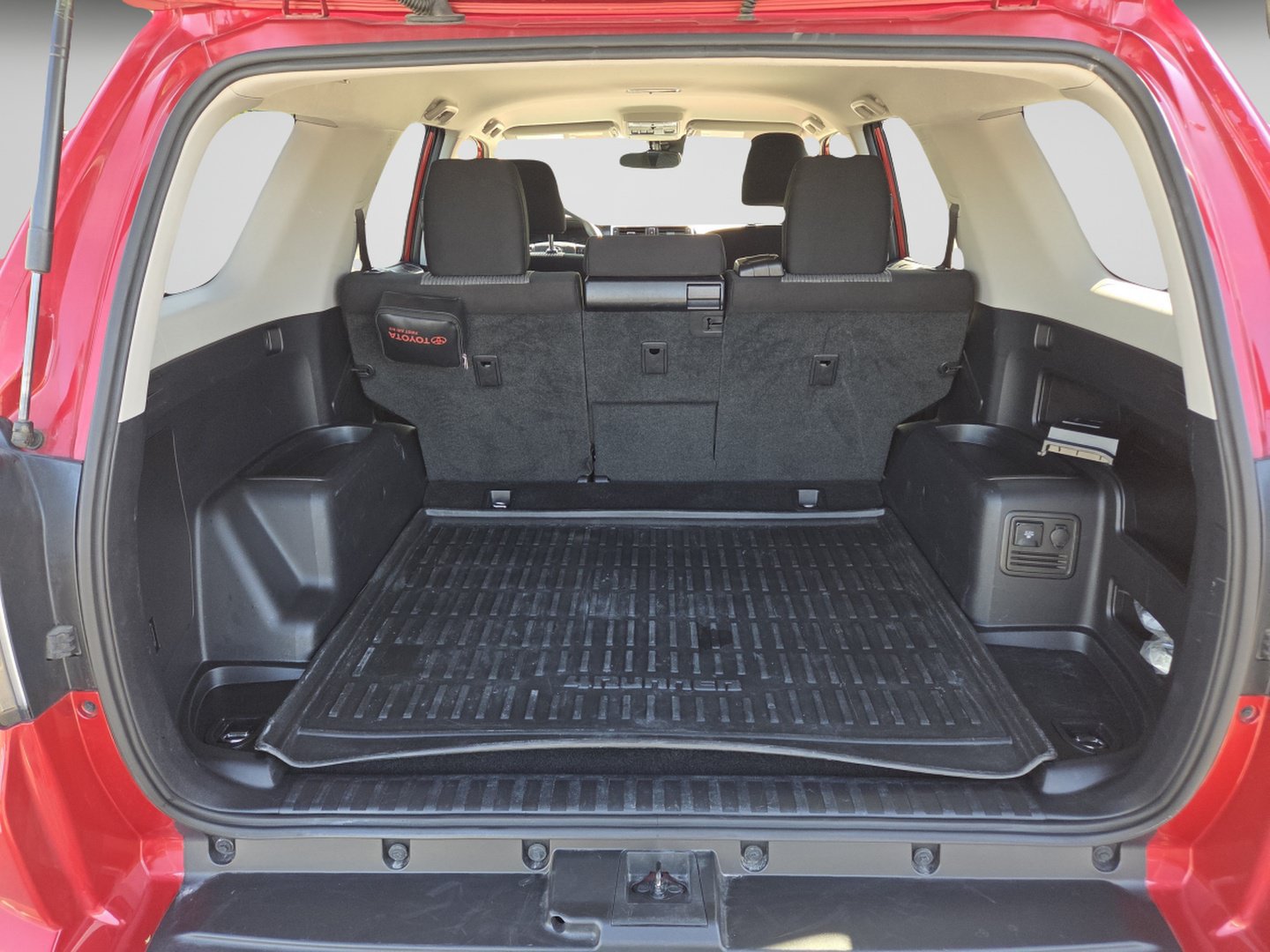 Certified 2023 Toyota 4Runner SR5 AWD/4WD image 27
