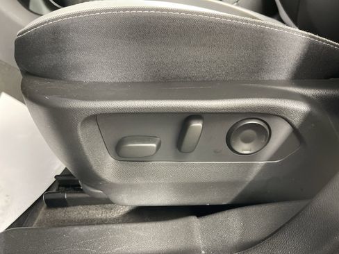 Used 2025 Buick Envision Sport Touring image 10