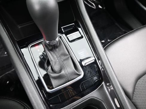 Used 2024 Jeep Compass Latitude image 24