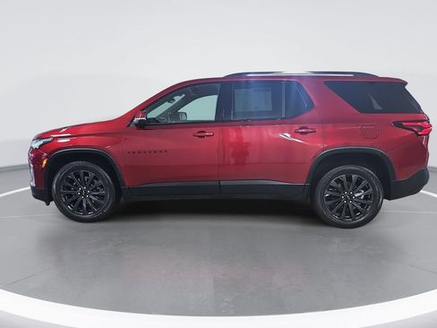 Used 2022 Chevrolet Traverse RS w/ LPO, Floor Liner Package AWD/4WD image 7