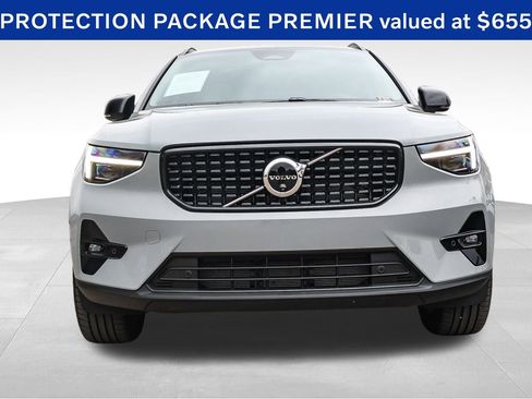 Used 2026 Volvo XC40 B5 Plus w/ Protection Package Premier AWD/4WD image 2